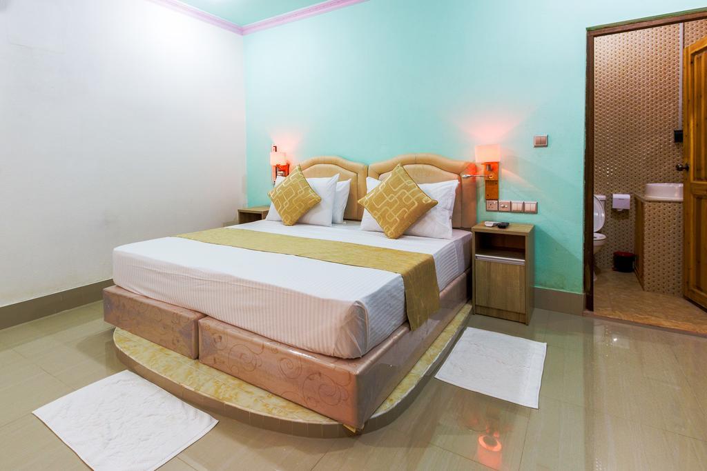 Castle Inn Bodufolhudhoo Exterior foto